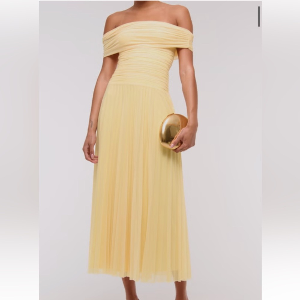 Abercrombie & Fitch Giselle Off-Shoulder Yellow Dress